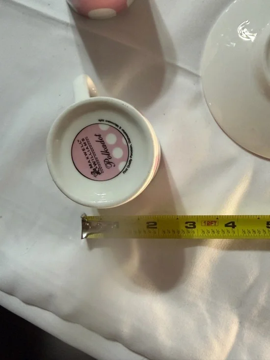 Maxwell & Williams Polkadot Pink Espresso Cup & Saucer Set - 4pc - never used - Picture 3 of 3